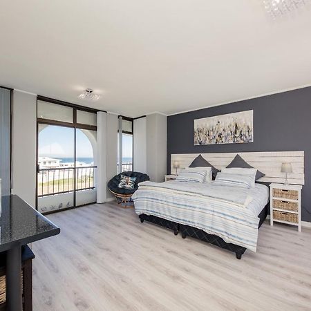 Big Blue Accommodation Bloubergstrand Exterior foto